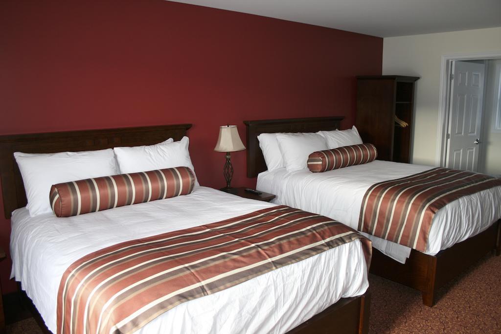 Lanes Riverhouse Inn & Cottages Montague Rum bild